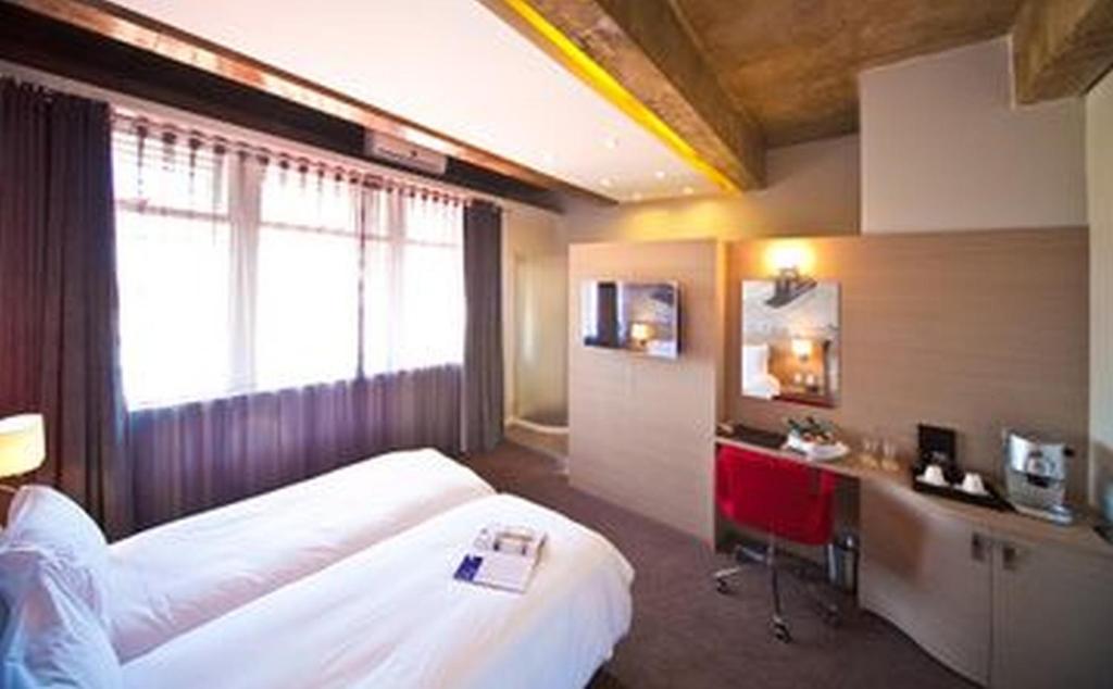 Reef Hotel Йоханесбург Стая снимка